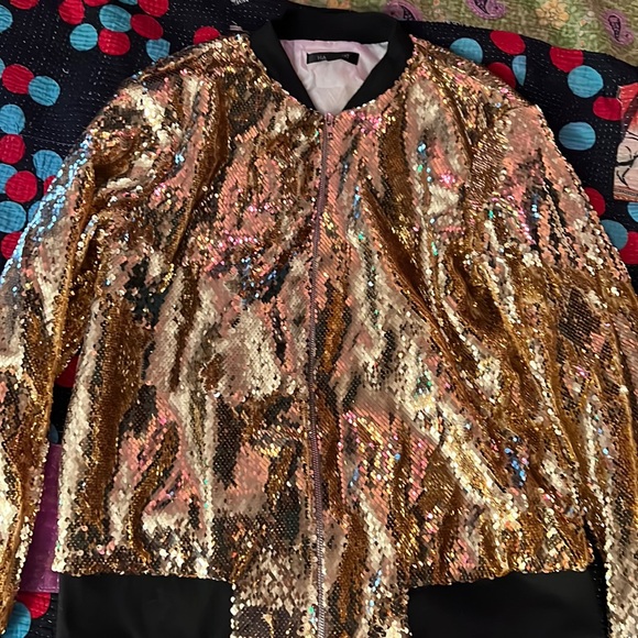 Gold sequin disco bomber jacket - Picture 4 of 8